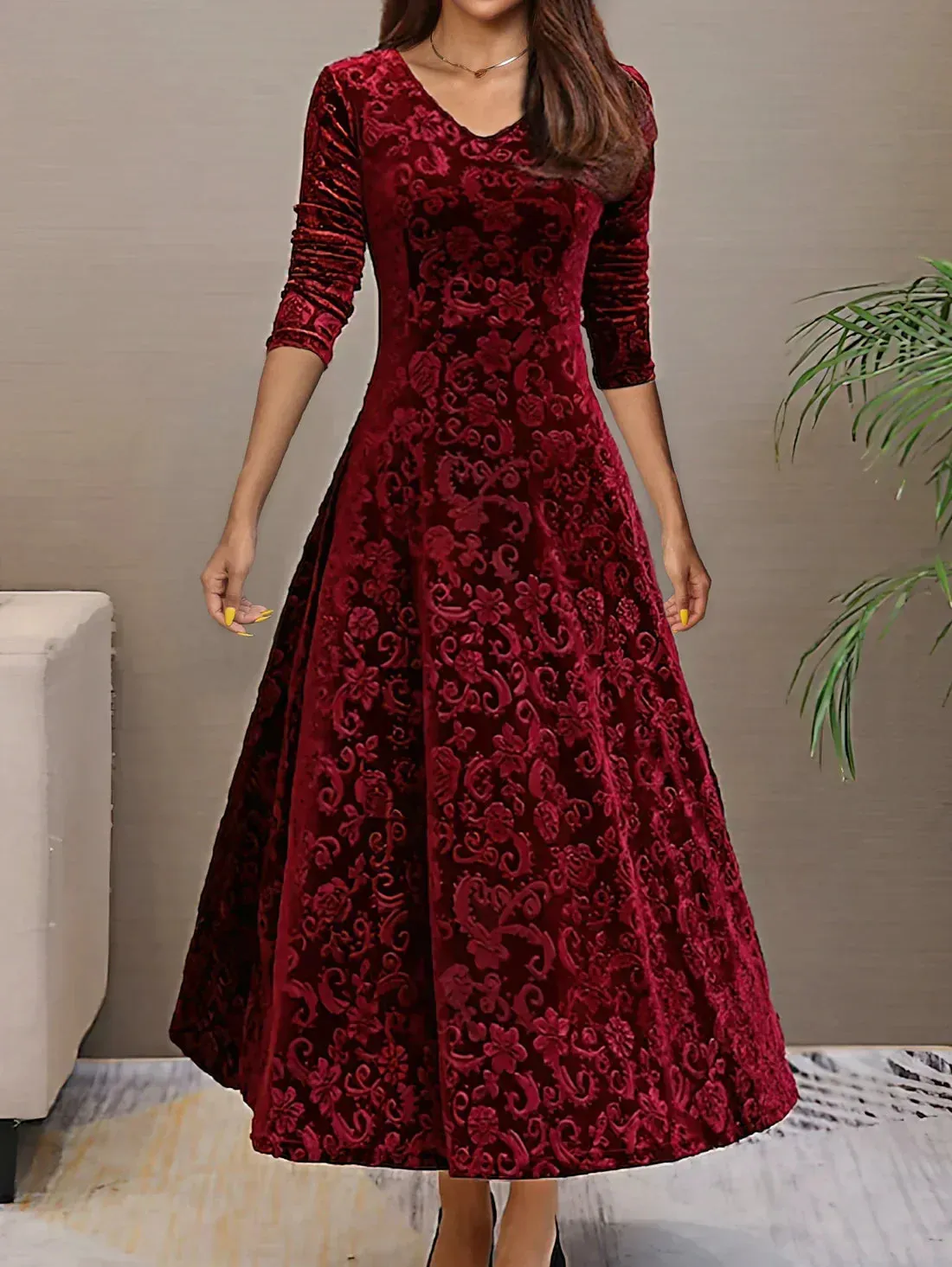 Aranza® | Women's V-neck velvet dress
