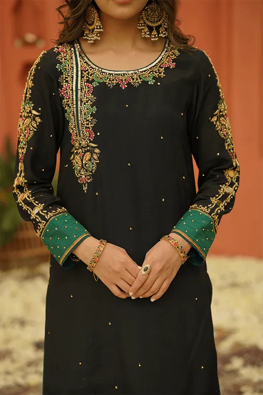 Designer Pakistani Eid Dresses in Black Kameez Salwar