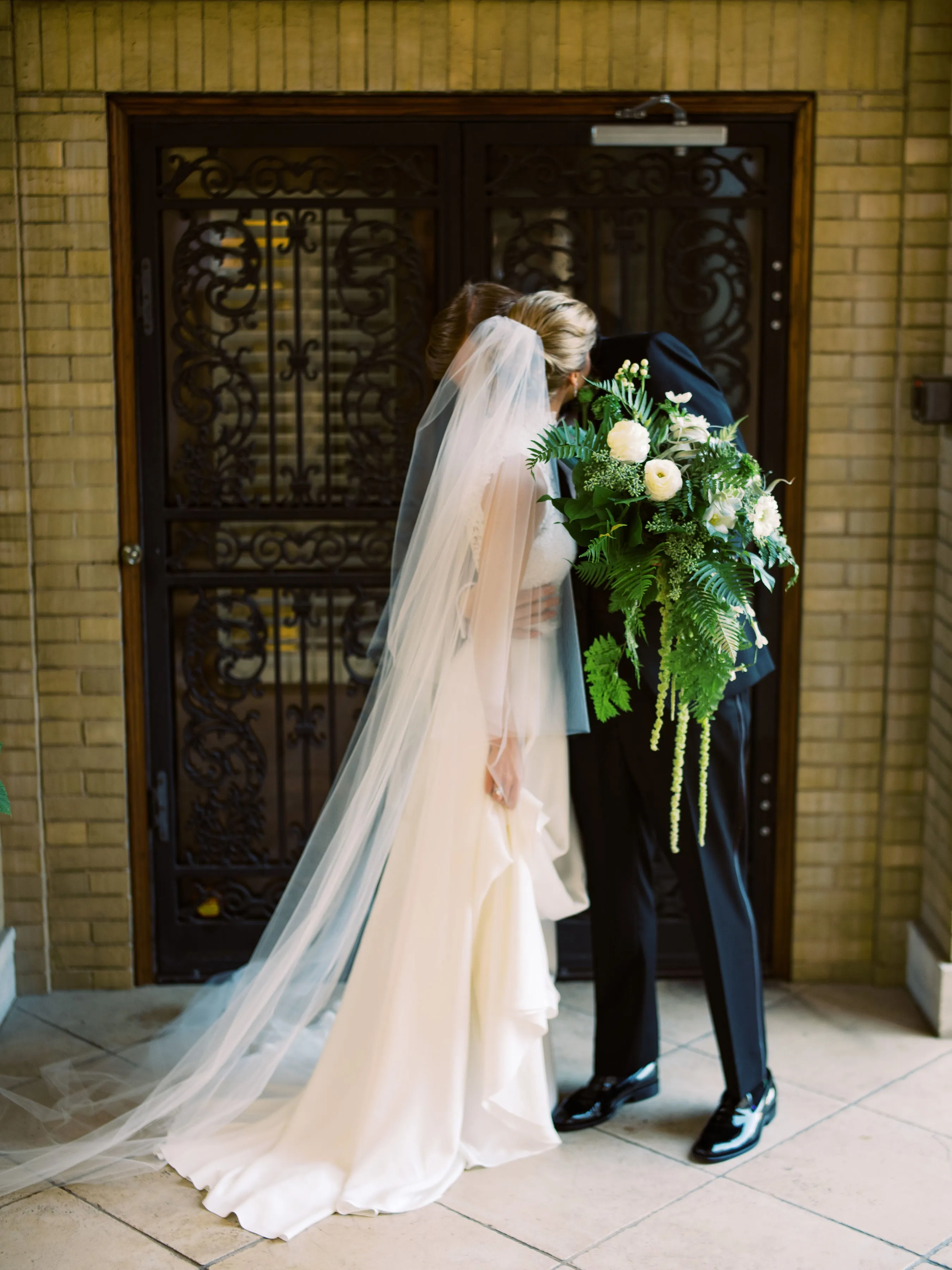 Elizabeth Two-Tier Cascade Veil
