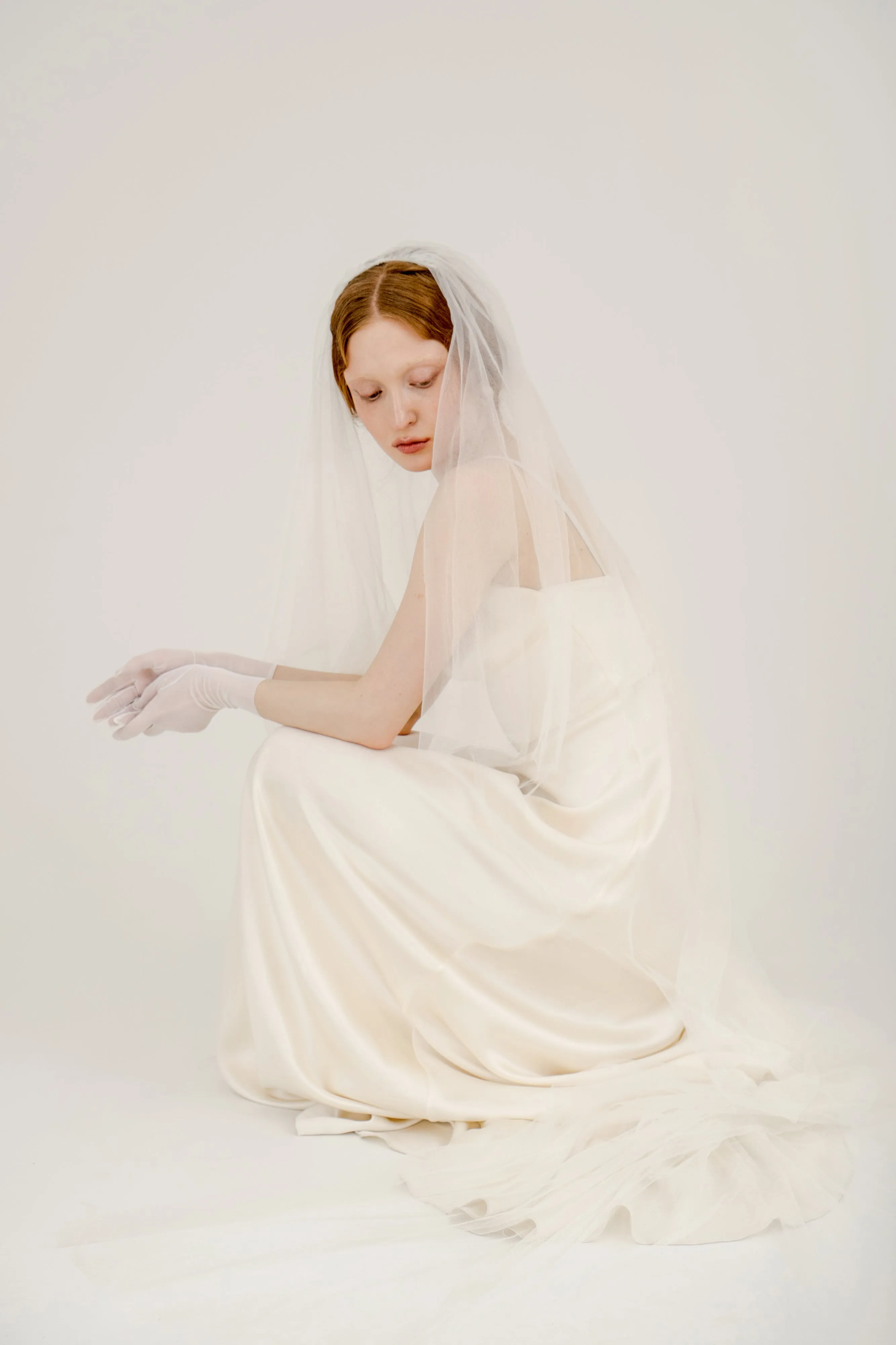 Elizabeth Two-Tier Cascade Veil