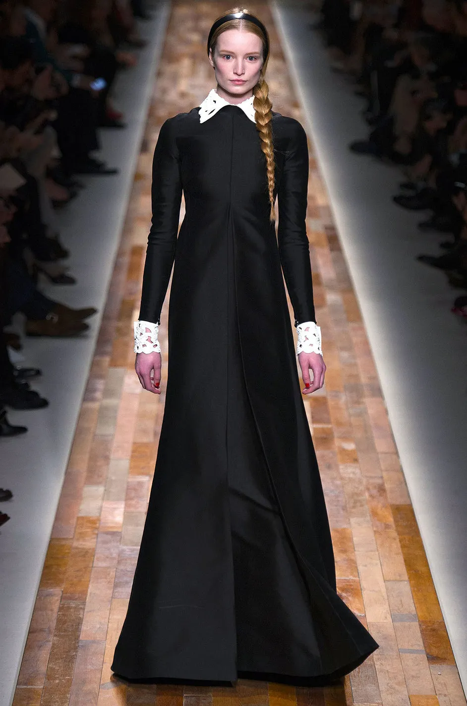 Fall 2013 Valentino Runway Finale Long Sleeve Simple & Graceful Black Dress