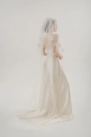 Jina Two-Tier Veil with Embroidery