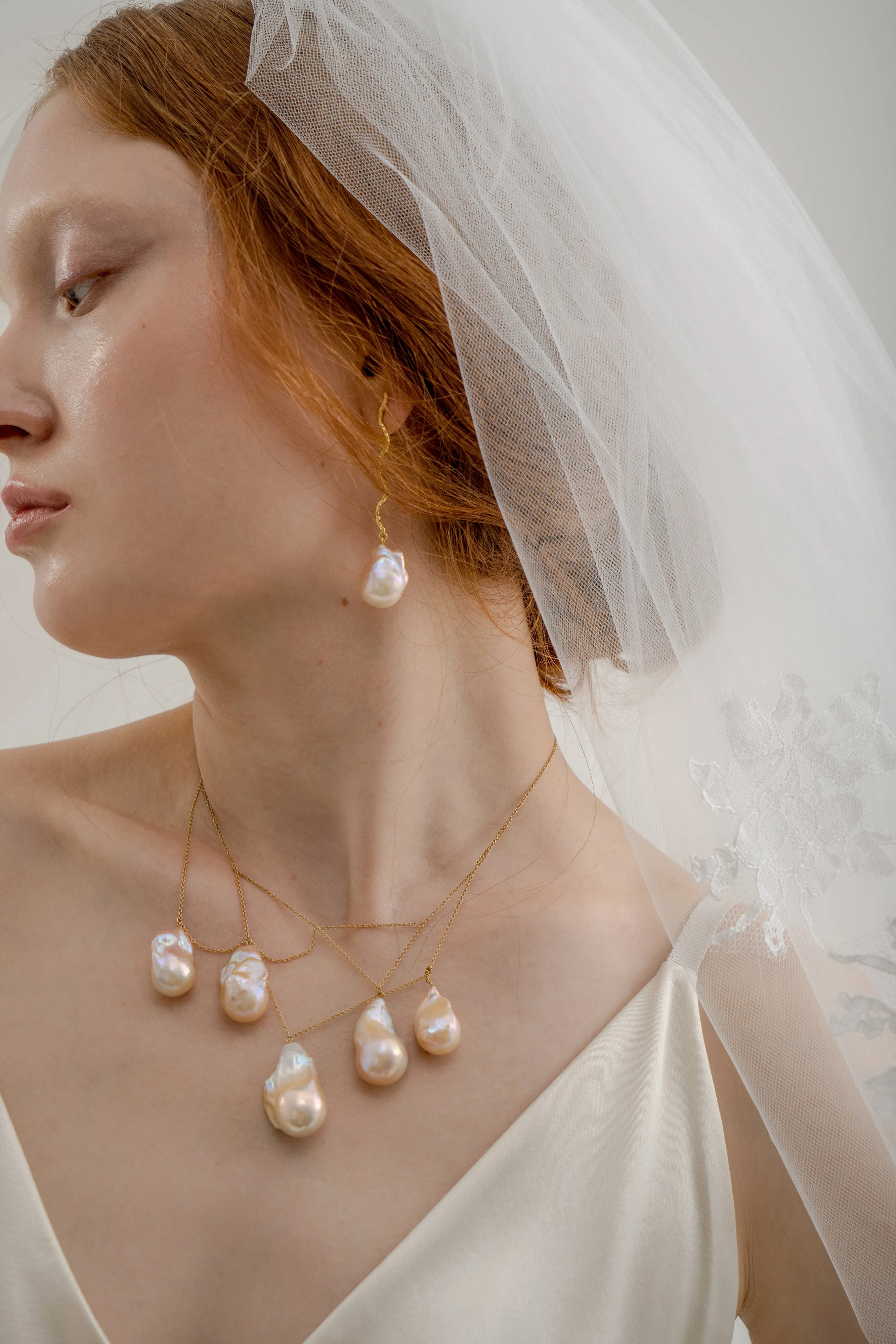 Jina Two-Tier Veil with Embroidery
