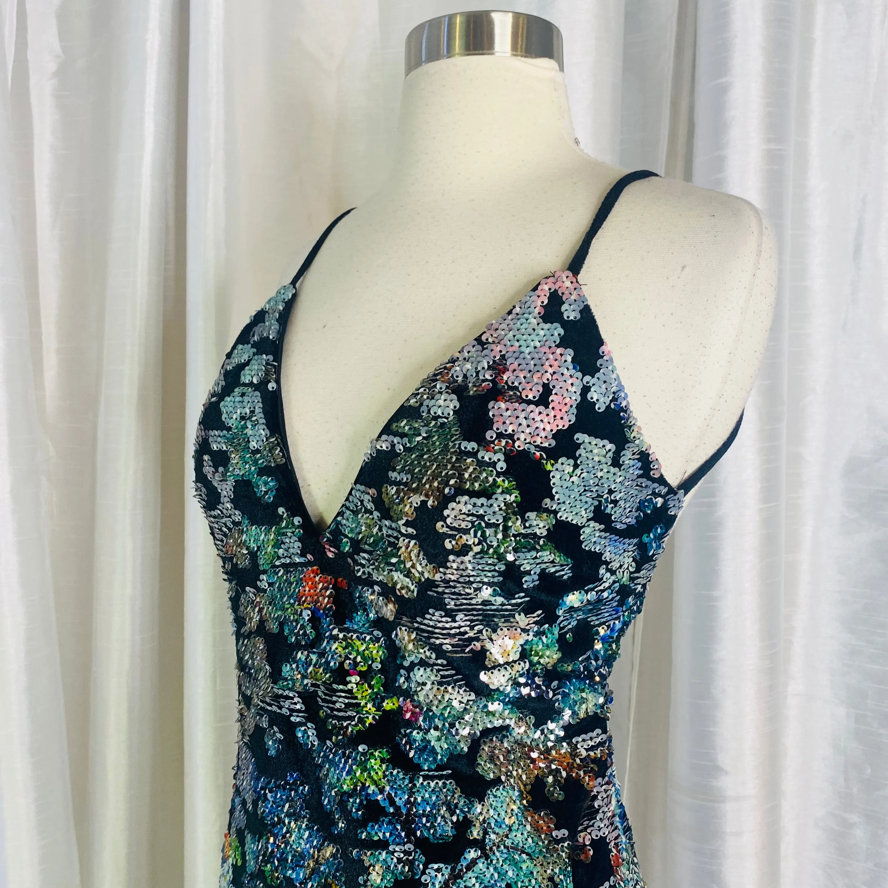 JOVANI 63472 Black & Multi-Color Spaghetti Strap Sequin Short Dress Size 4