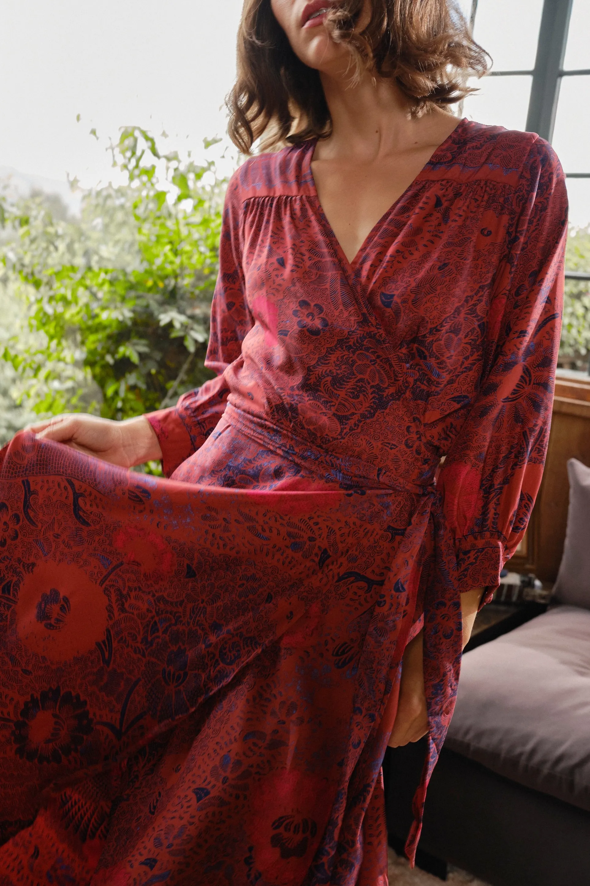 KATE LONG SLEEVE MAXI