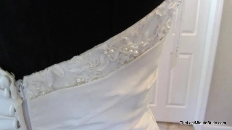 Paloma Blanca 4306