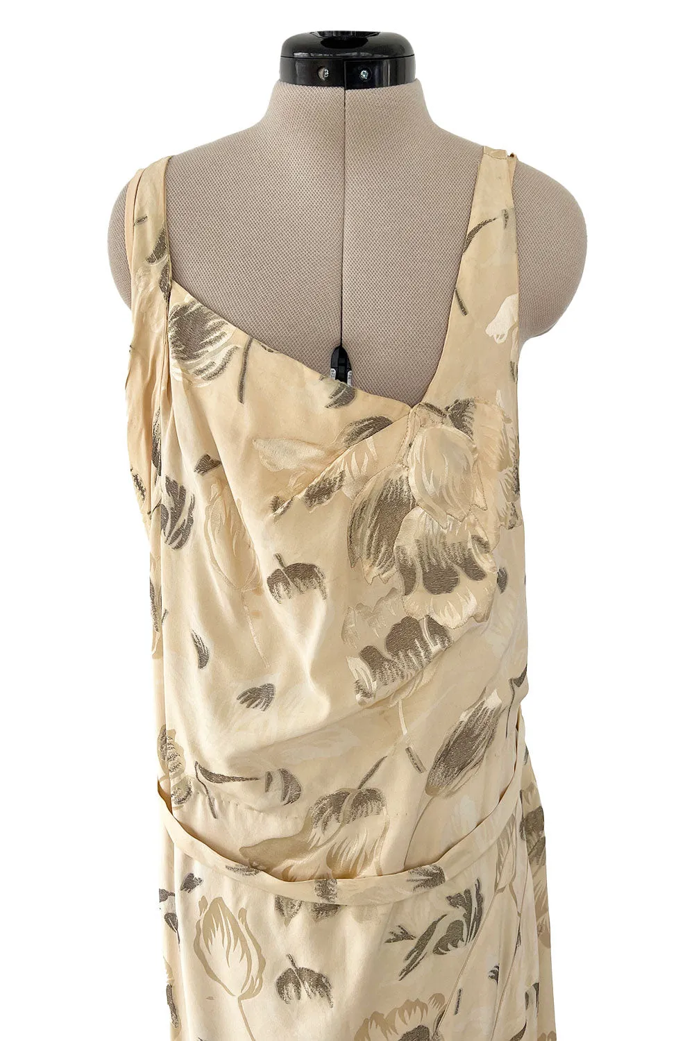 Rare & Beautiful 1920s E. L. Mayer Pale Gold Silk Flapper Dress w Lame & Rhinestone Detailing
