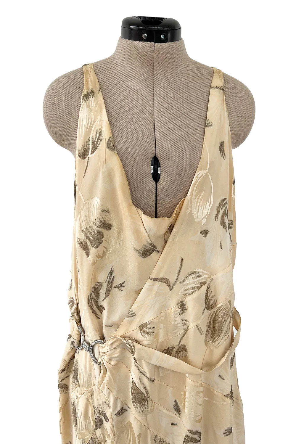 Rare & Beautiful 1920s E. L. Mayer Pale Gold Silk Flapper Dress w Lame & Rhinestone Detailing