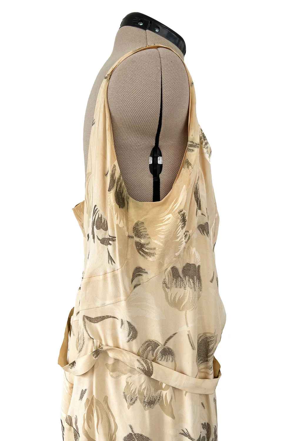 Rare & Beautiful 1920s E. L. Mayer Pale Gold Silk Flapper Dress w Lame & Rhinestone Detailing