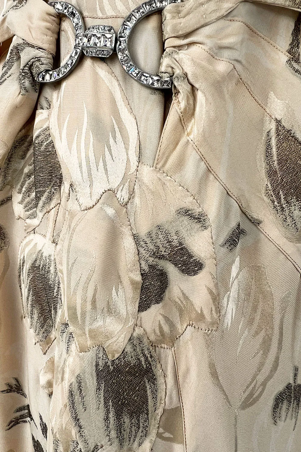 Rare & Beautiful 1920s E. L. Mayer Pale Gold Silk Flapper Dress w Lame & Rhinestone Detailing