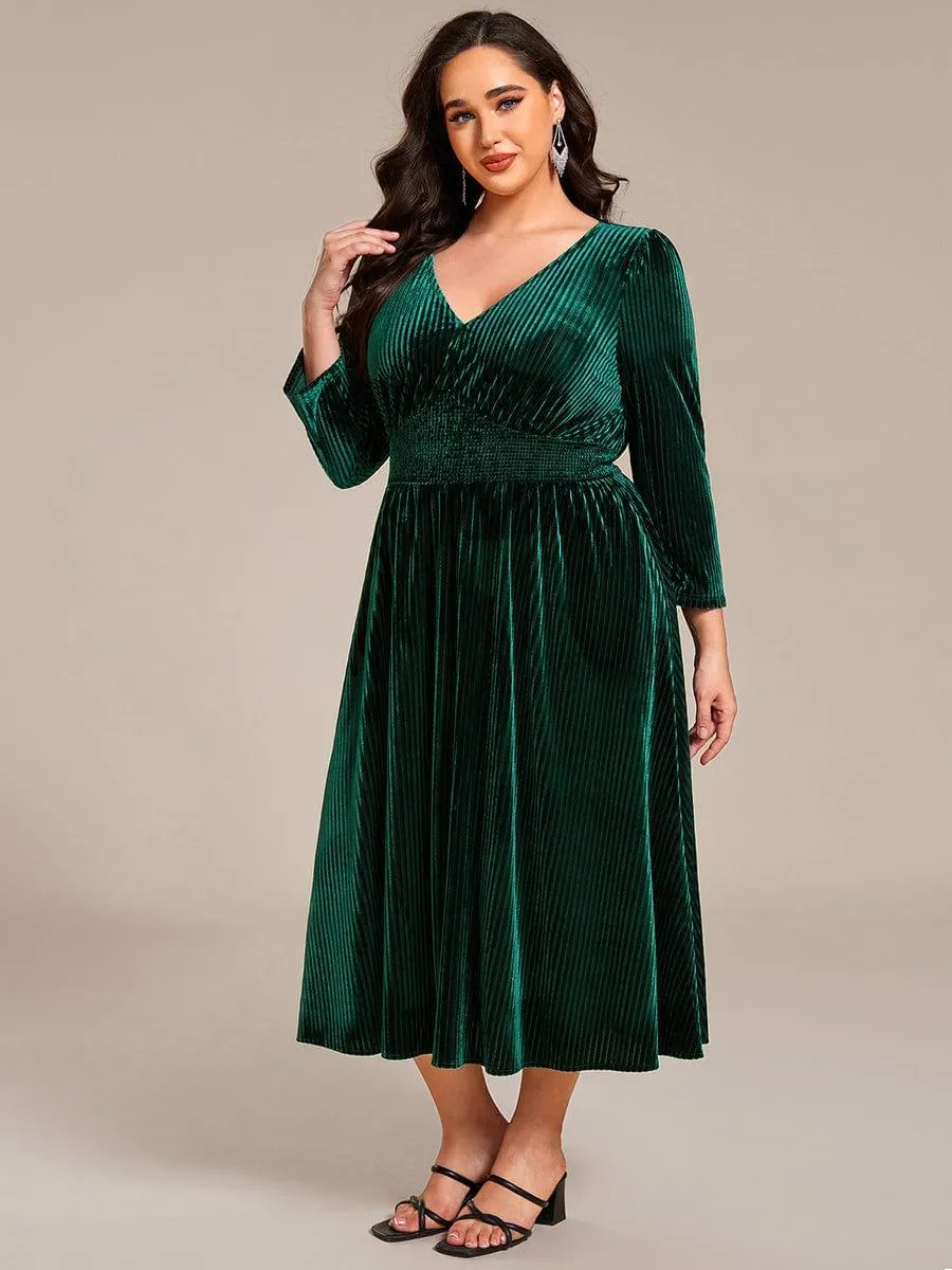 Robe d'invitée de mariage en velours plissé extensible grande taille