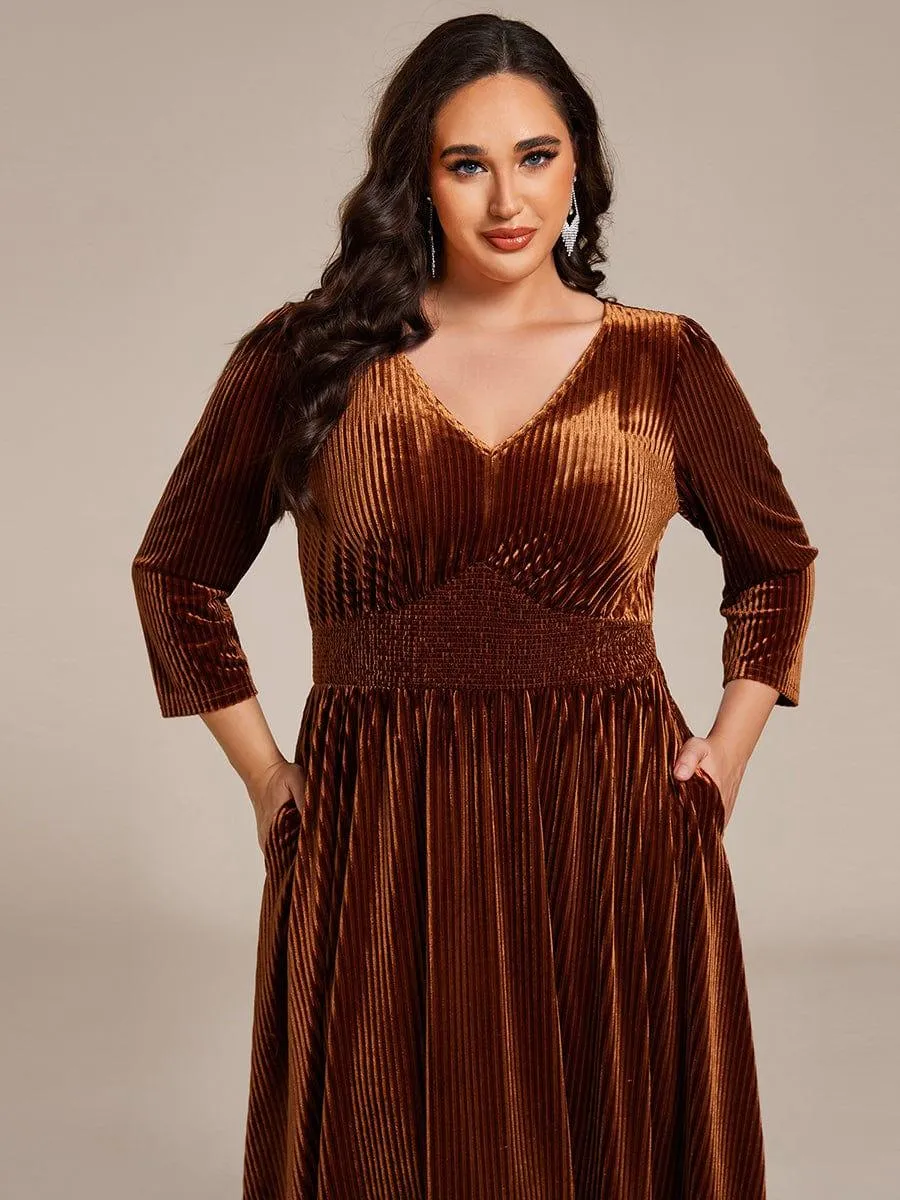 Robe d'invitée de mariage en velours plissé extensible grande taille
