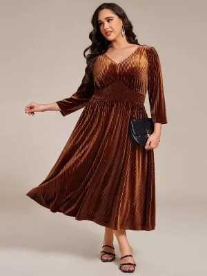 Robe d'invitée de mariage en velours plissé extensible grande taille