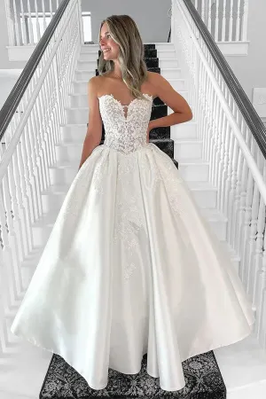 Satin Ball Gown Sweetheart Vintage Wedding Dresses With Lace Appliques, MW1071