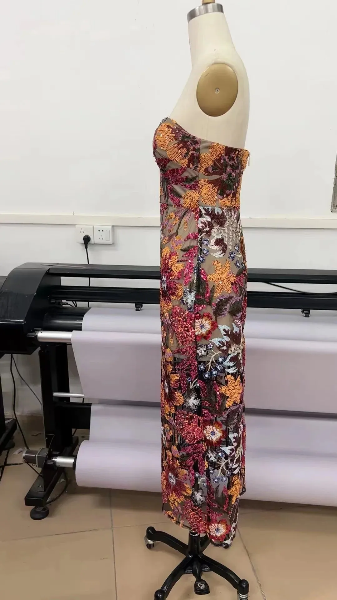 Sexy Sleeveless New Fashion High Quality Flower Embroidered Sequin Dress Long Bodycon Gown Elegant Evening Party Wedding Party Dress