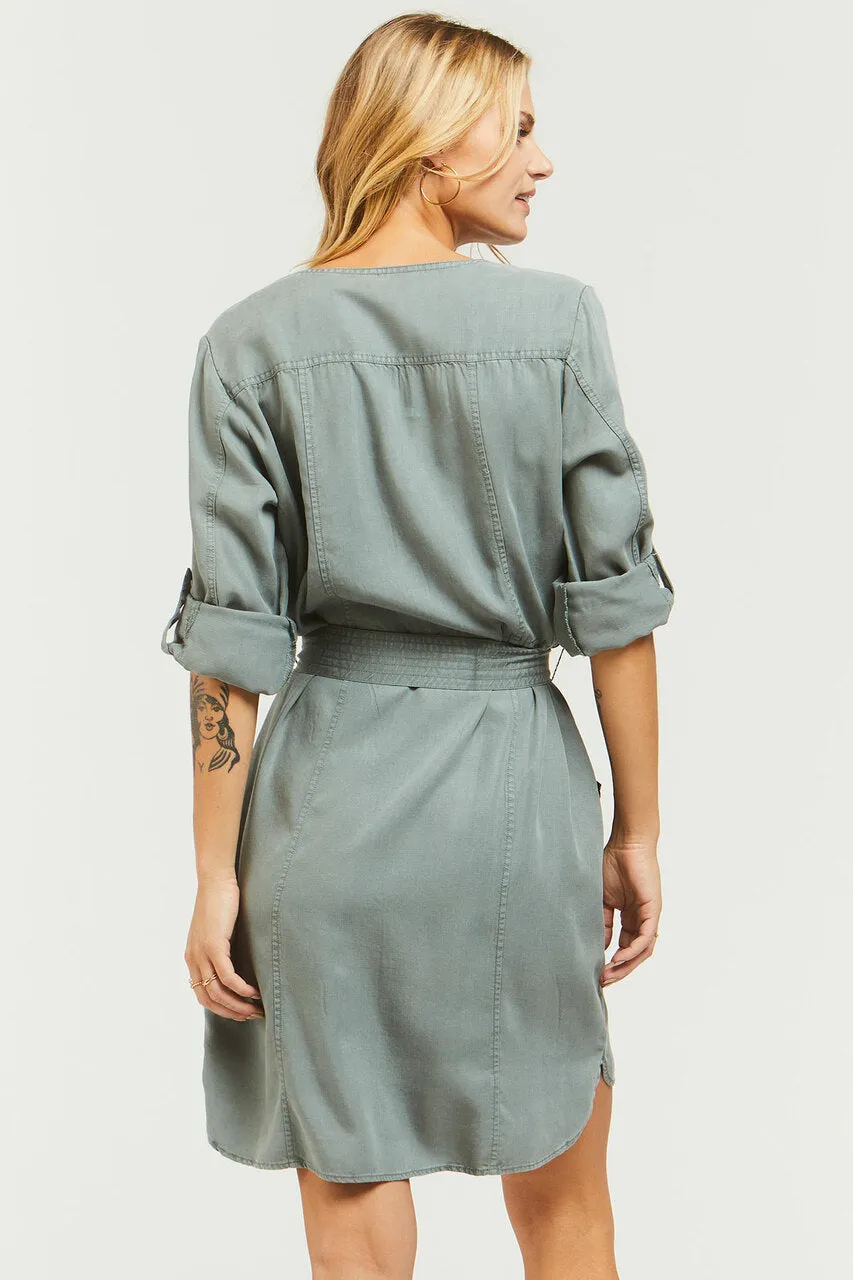 Tamalia popover Shirtdress in sage olive