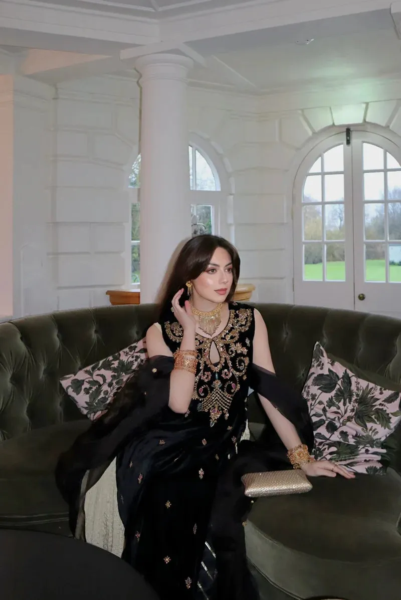 Velvet Formals Black