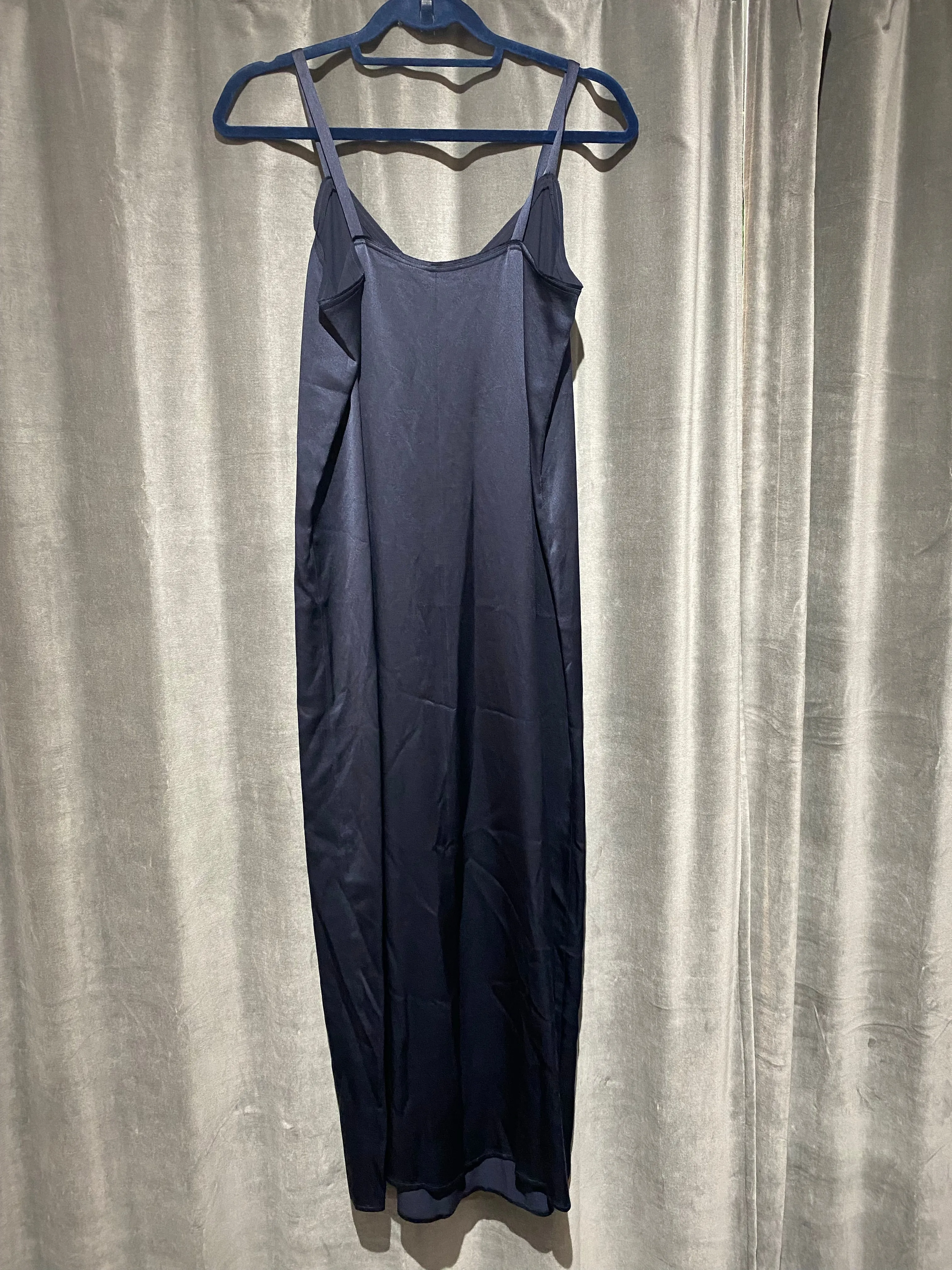 Vince Navy Spahgetti Strap Silk V-neck Slip Dress