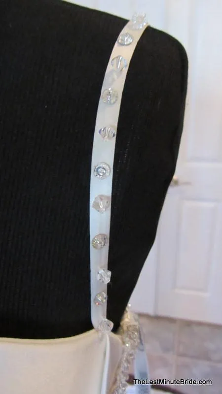Winnie Couture 2185 "Farrah"